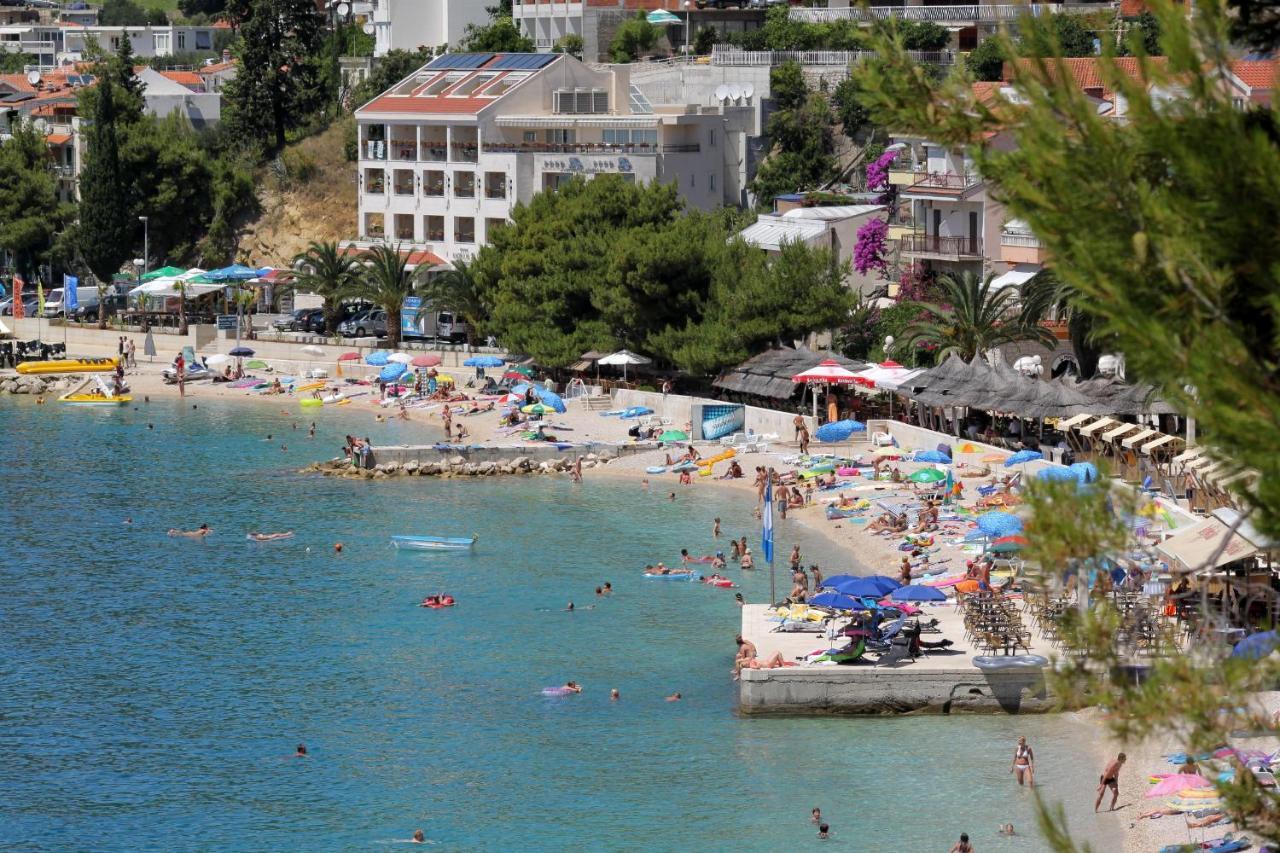 Apartments By The Sea Podgora, Makarska - 18918 Exterior photo
